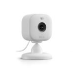 Oferton: Blink Mini 2 | Cámara de vigilancia interior compacta, HD con enchufe, visión nocturna en color, foco integrado, audio bidireccional, detección de movimiento, compatible con Alexa (blanco)